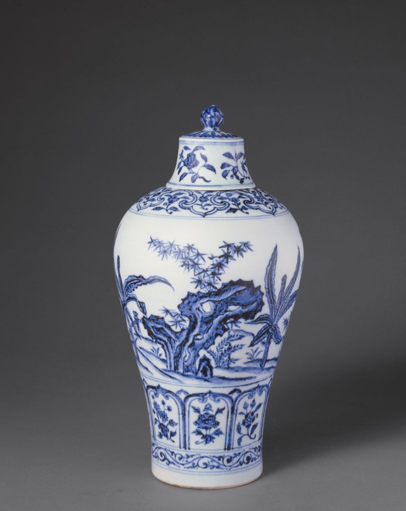 图片[1]-Blue and white plum vase with bamboo-stone and banana pattern-China Archive